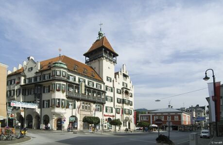 s REAL - Kufstein