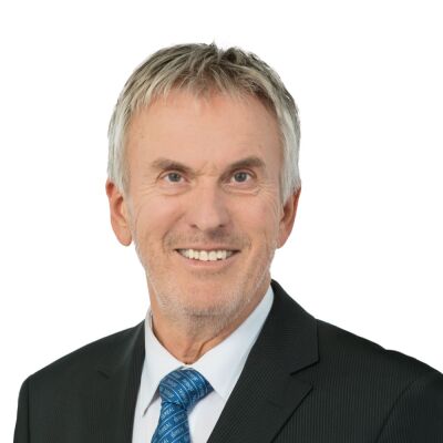 Herrn Roland Hofmann