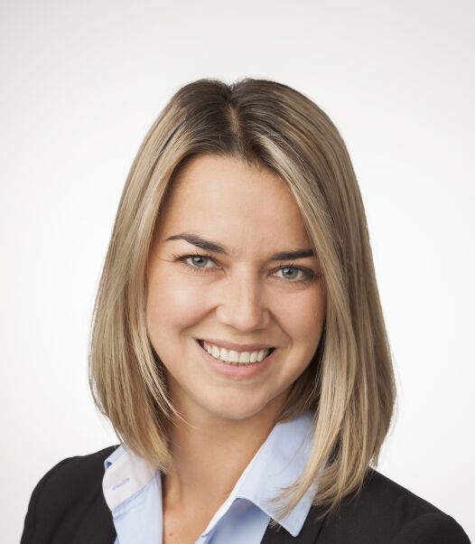 Frau Mag. Veronika Feldgrill