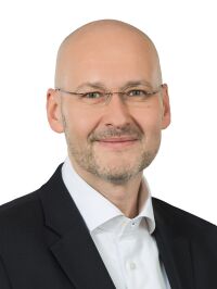 Herr Christian Fröschl