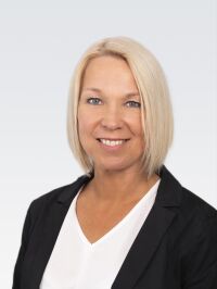 Frau Petra Nowak