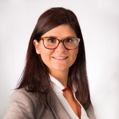 Frau Mag. Elisa Mallner