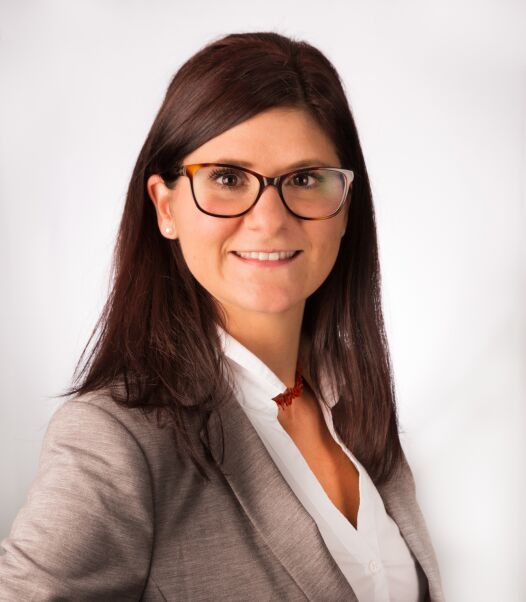 Frau Mag. Elisa Mallner