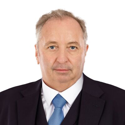 Herr Hubert Fröschl