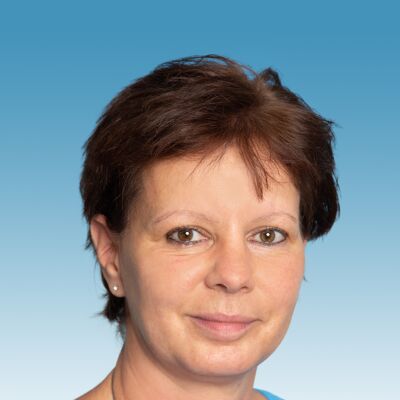Frau Claudia Müller