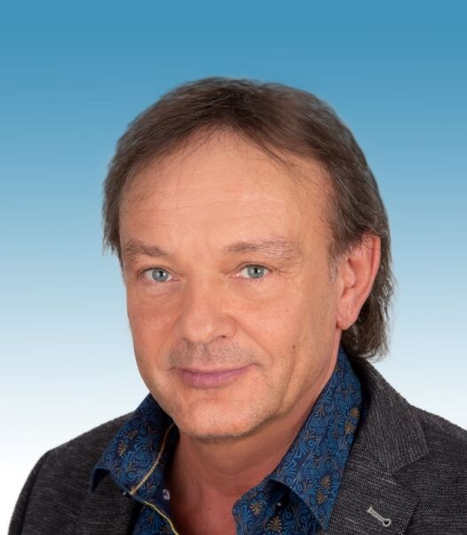 Herr Wolfgang Gögele