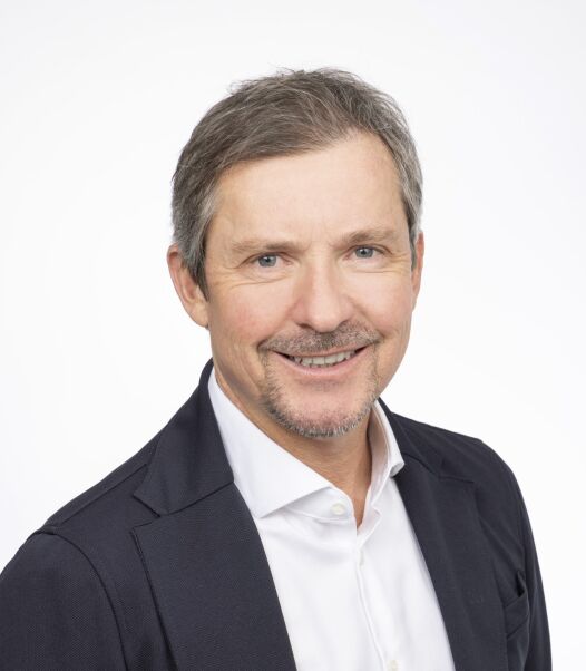Herr Roland Jagersbacher
