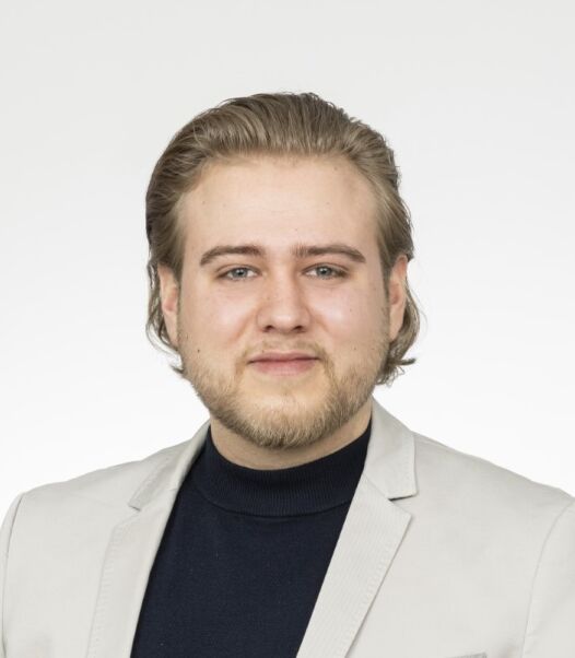 Herr Marvin Weissina