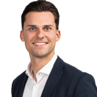 Herr Maximilian Simma MBA