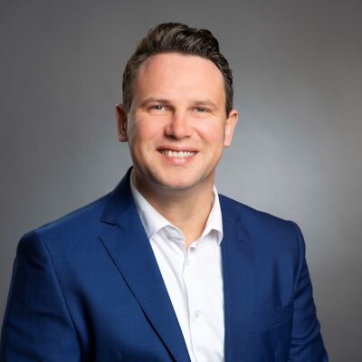 Herr Florian Brutscher