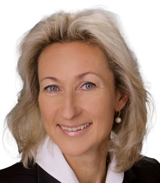 Frau Mag. Marion Abfalterer