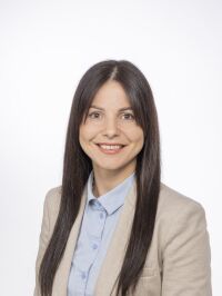 Frau Katarina Trajkovic