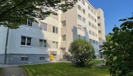             Große 5-Zimmer-Wohnung in 4040 Linz
    