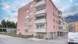             Charmante 3-Zimmer-Wohnung in Völs mit sonnigem Balkon!
    