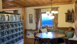             Gemütliches, liebevoll gepflegtes Ferienhaus mit Ausblick auf ca. 1.400 m Seehöhe im Lavanttal
    