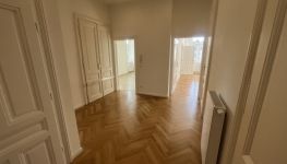             Apartment in 1070 Wien
    